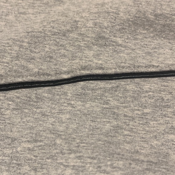 Shop Thursdays Grey crewneck sweatshirt - Picture 4 of 7